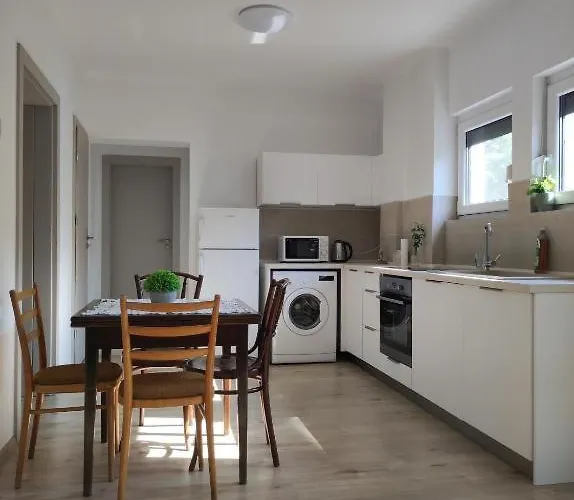 Beach Apartment Zamardi Semesterbostad Zamárdi