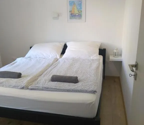 Beach Apartment Zamardi 자르마디
